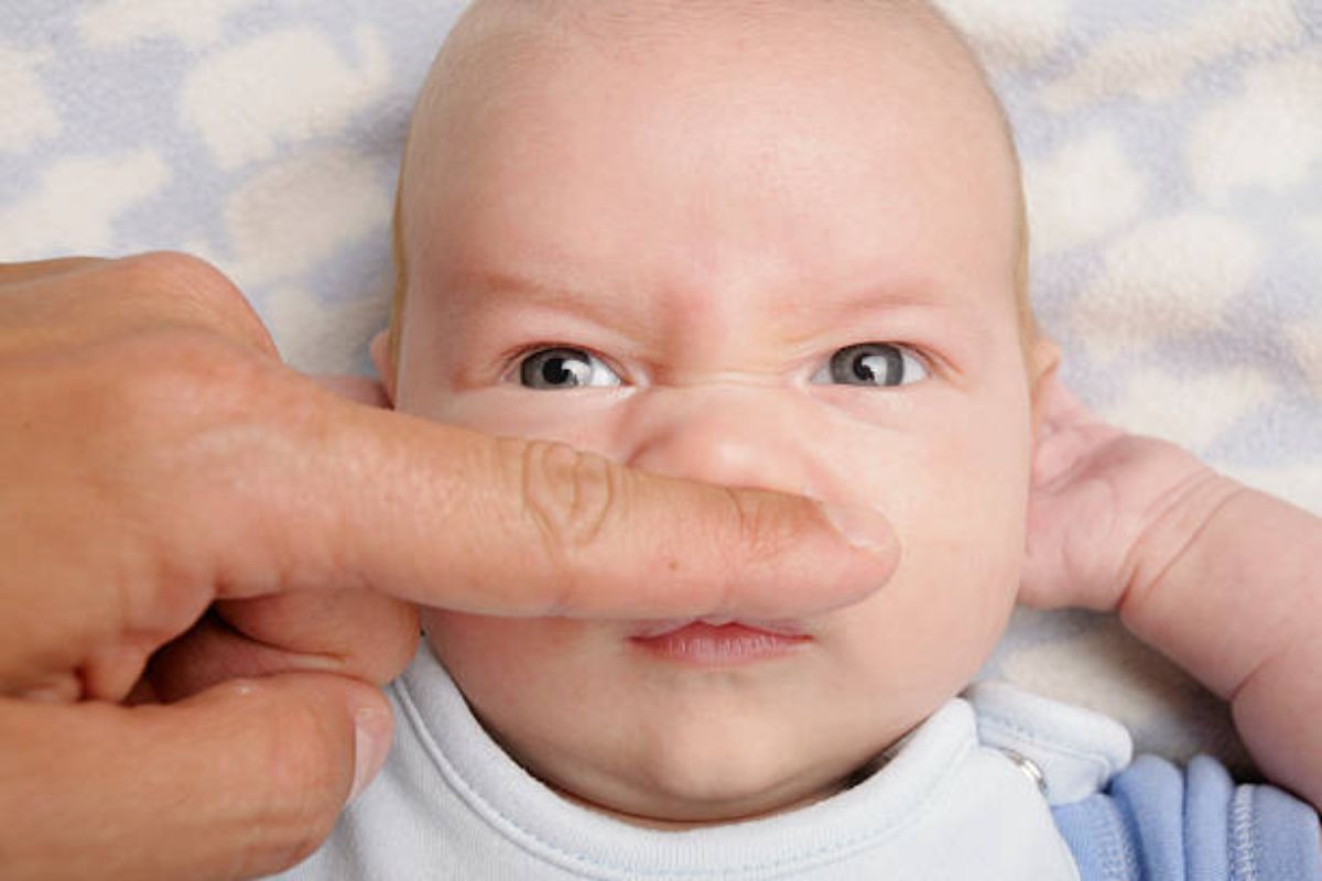 How to Stop Hiccups in Infants?